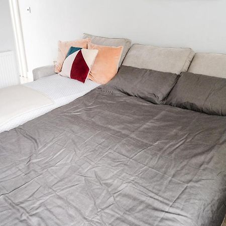 Churnet Valley Townhouse - Modern Cheadle House Villa Екстериор снимка