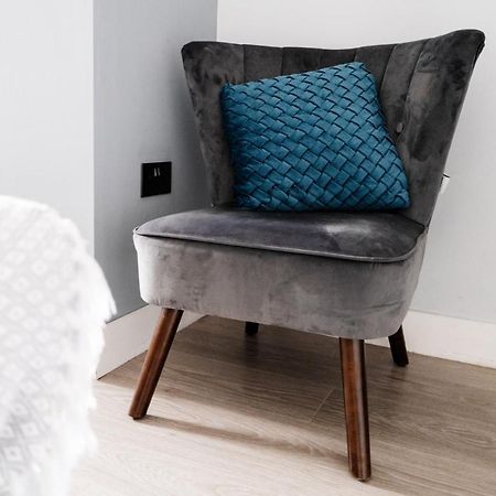 Churnet Valley Townhouse - Modern Cheadle House Villa Екстериор снимка