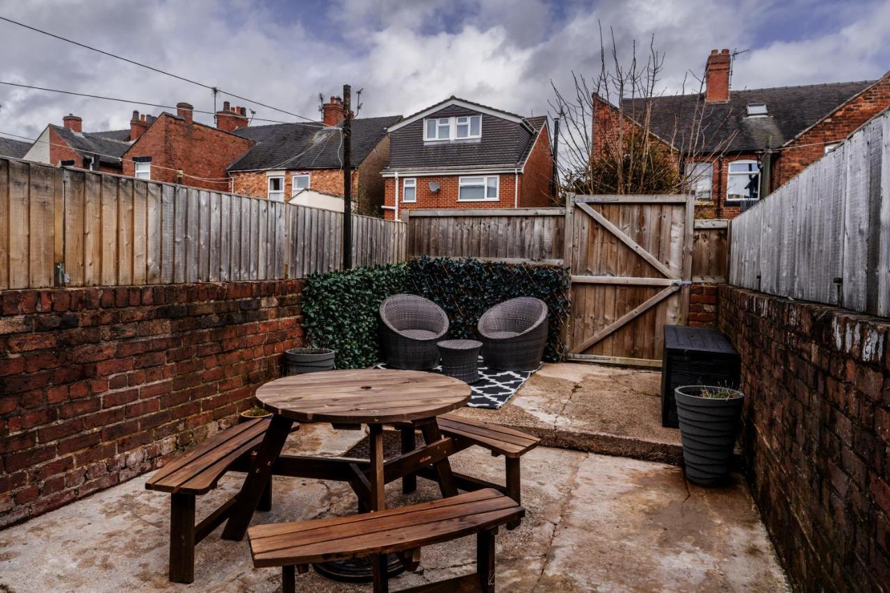 Churnet Valley Townhouse - Modern Cheadle House Villa Екстериор снимка